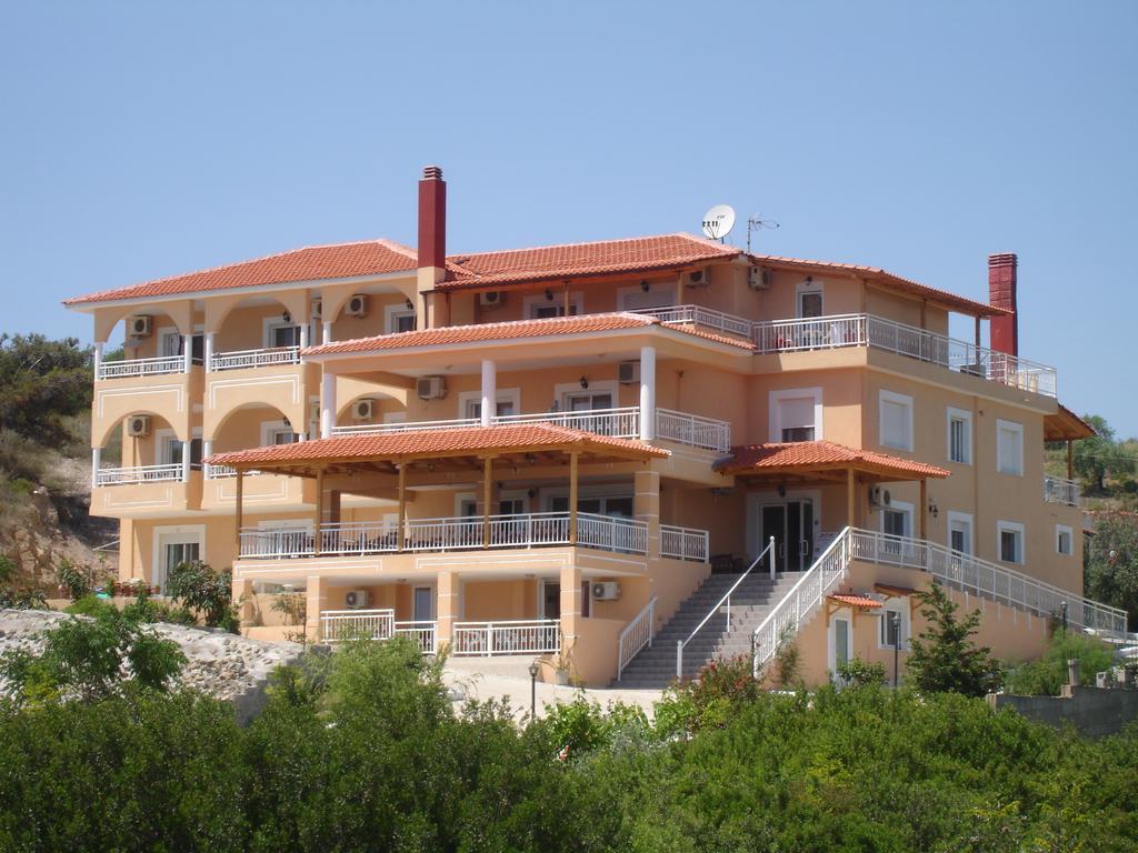 Grand Beach Hotel Limenária Kültér fotó